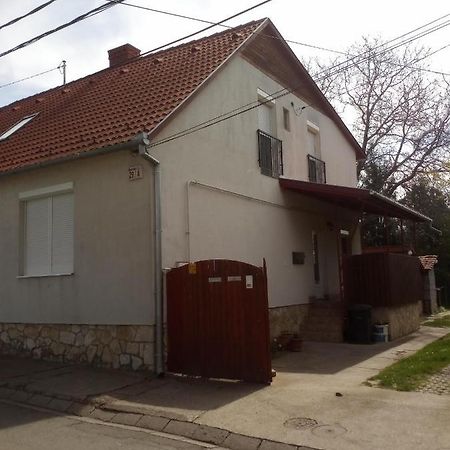 Budai Vám Apartmanház Pécs Exterior foto