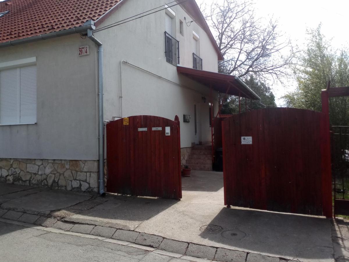 Budai Vám Apartmanház Pécs Exterior foto