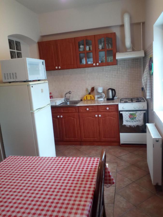 Budai Vám Apartmanház Pécs Exterior foto