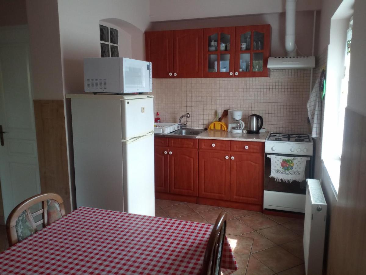 Budai Vám Apartmanház Pécs Exterior foto