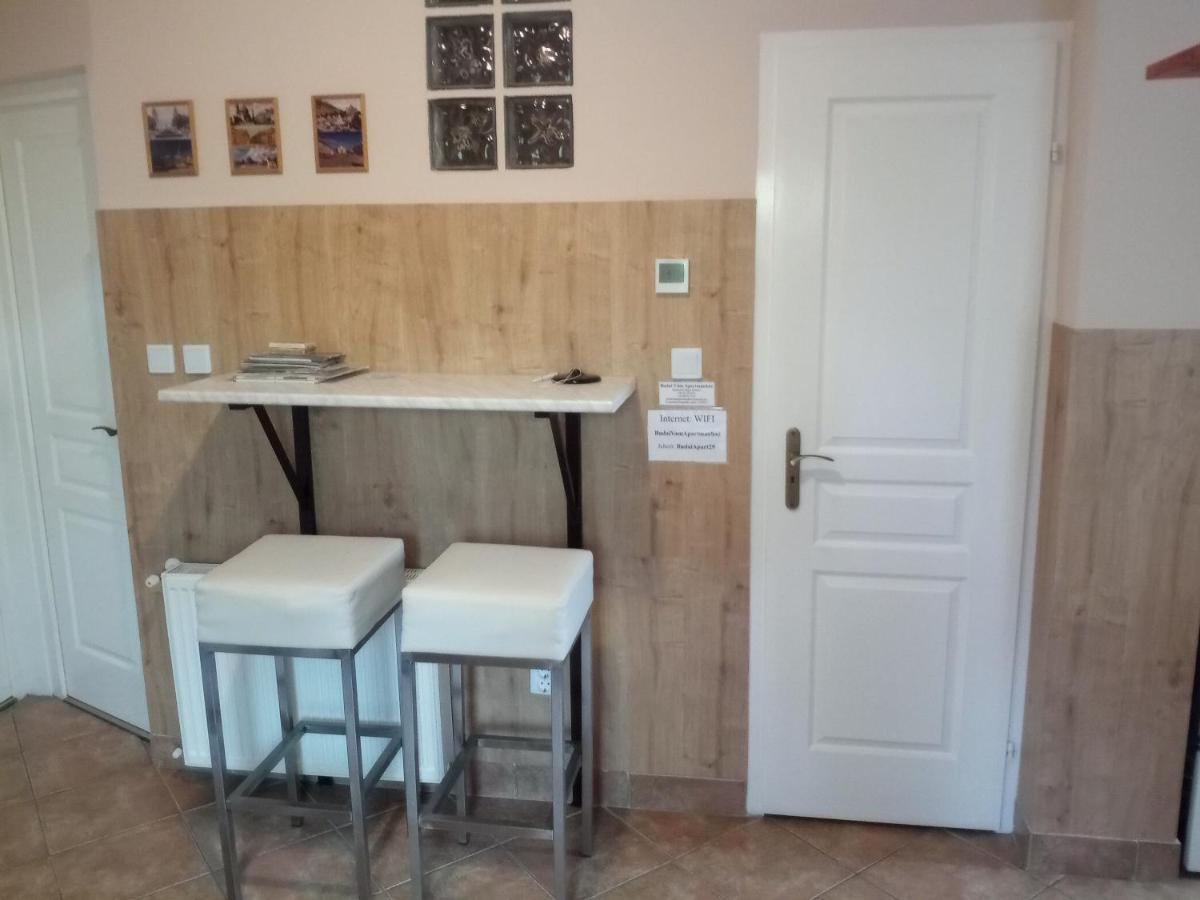 Budai Vám Apartmanház Pécs Exterior foto